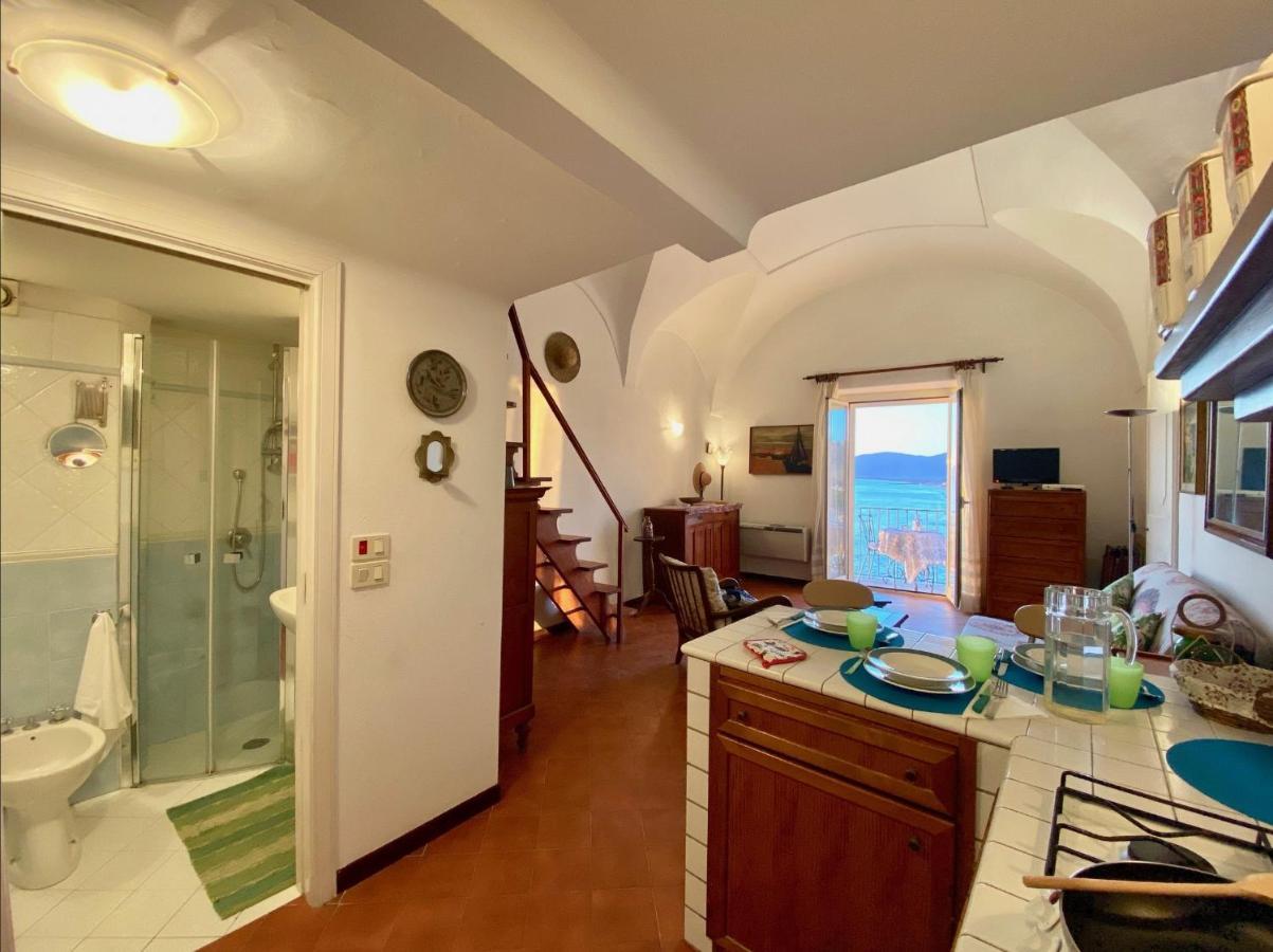 Holidaycasa Romano - Vacanza Nel Cuore Di スペルロンガ エクステリア 写真