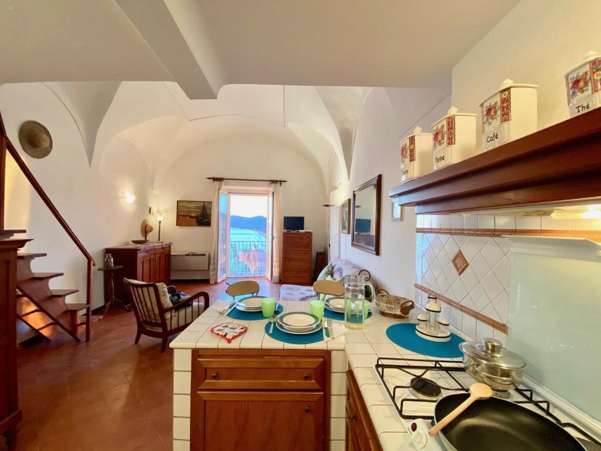 Holidaycasa Romano - Vacanza Nel Cuore Di スペルロンガ エクステリア 写真