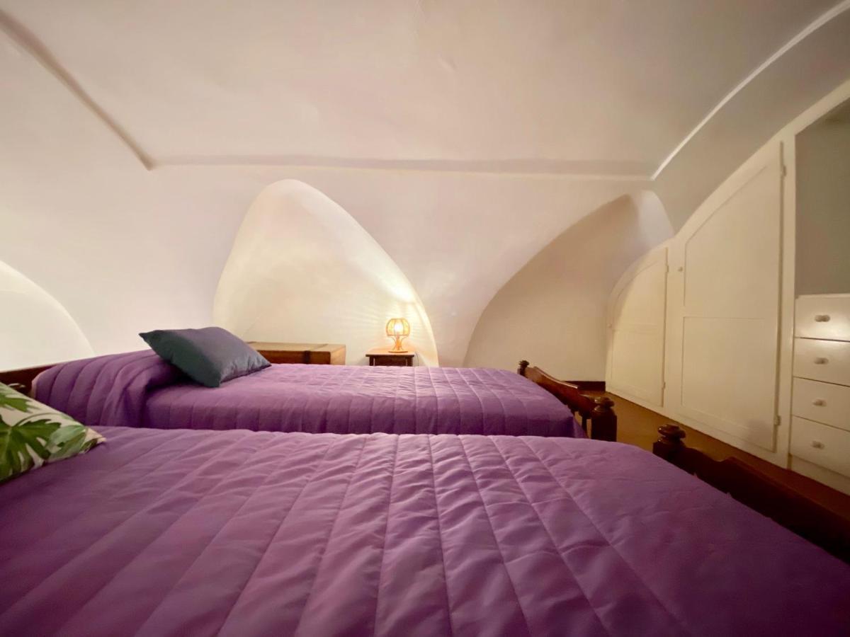 Holidaycasa Romano - Vacanza Nel Cuore Di スペルロンガ エクステリア 写真
