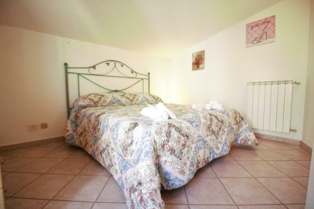 Holidaycasa Romano - Vacanza Nel Cuore Di スペルロンガ エクステリア 写真