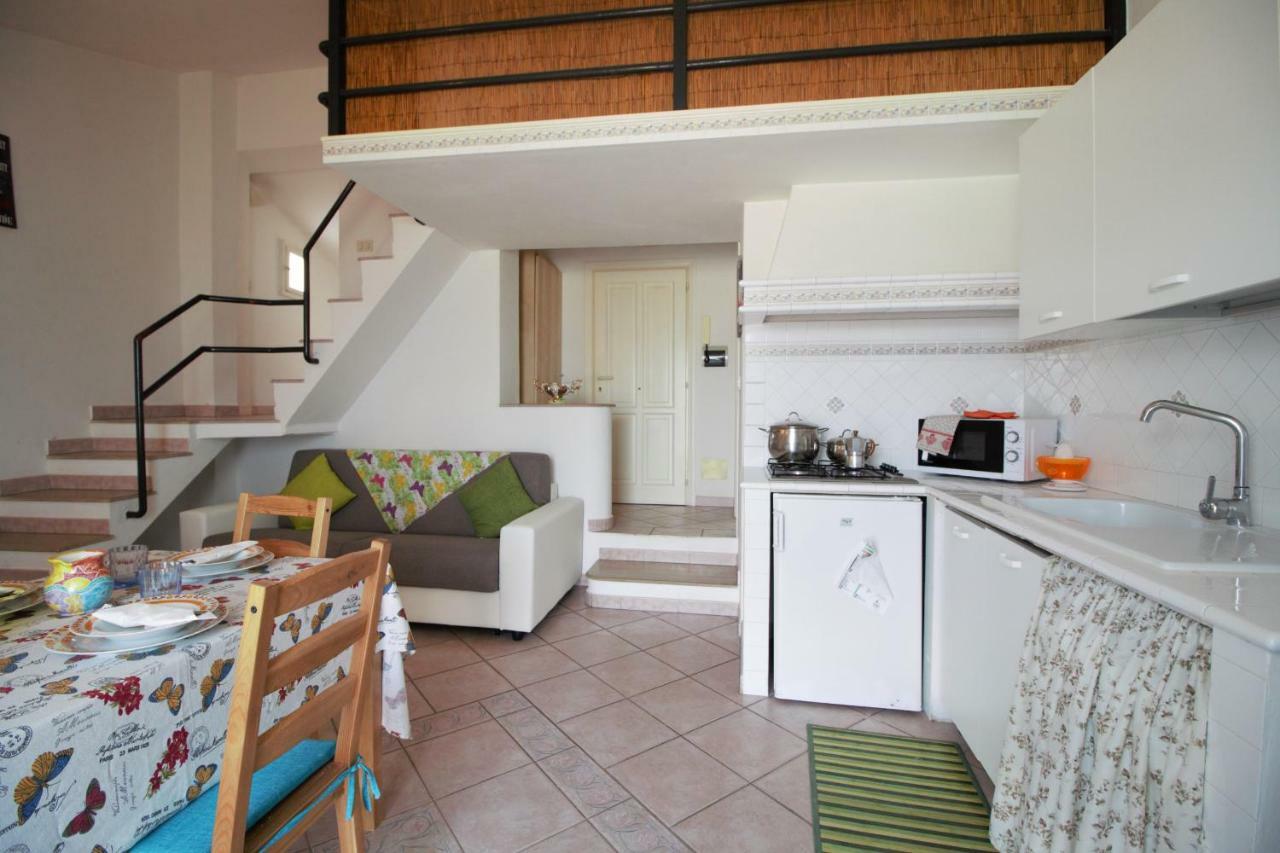 Holidaycasa Romano - Vacanza Nel Cuore Di スペルロンガ エクステリア 写真