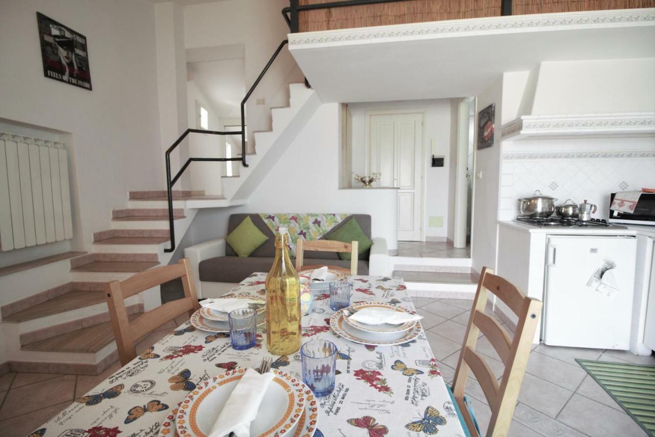 Holidaycasa Romano - Vacanza Nel Cuore Di スペルロンガ エクステリア 写真